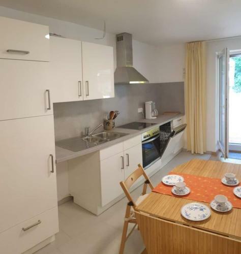 Apartamento Moderne Wohnung Mit Studio In Bauernhausscheune Am See