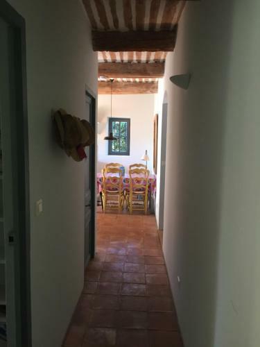 Hostal Le Mas Des Peupliers