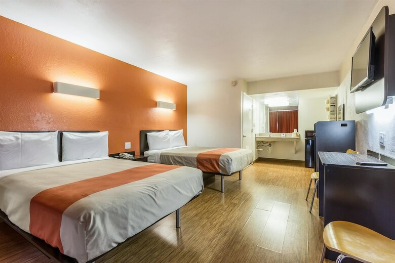 Motel 6 Glendale