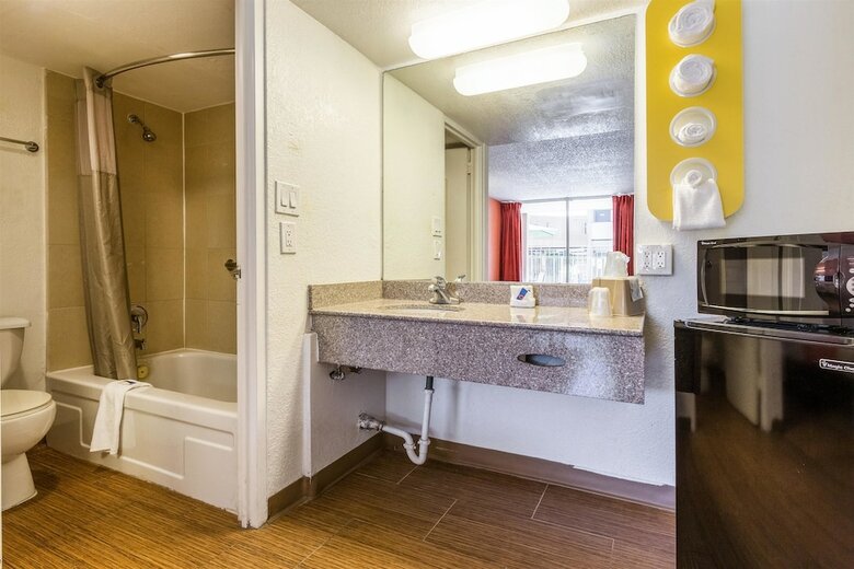Motel 6 Glendale