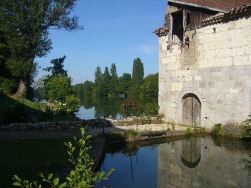 Bed & Breakfast Chambres D'h�tes Moulin De Rigouli�res