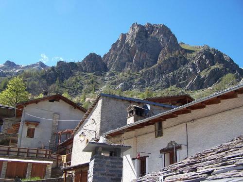 Hotel Locanda Degli Elfi E Ristorante Mascha Parpaja