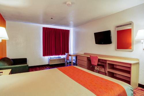 Motel 6 - Columbia