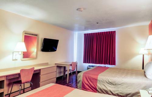 Motel 6 - Columbia