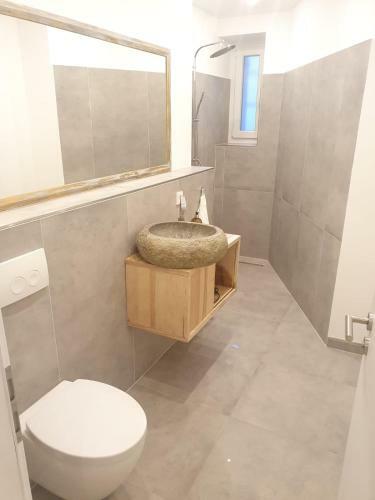 Apartamento 3-zimmer Wohnung In Der City