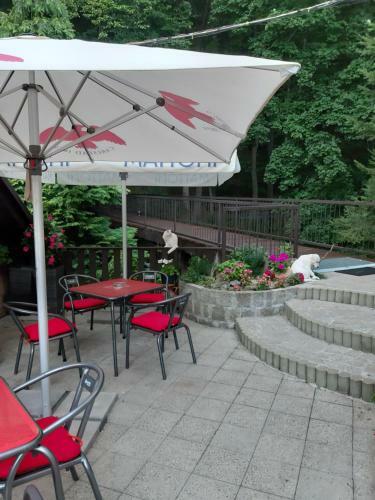 Hostal Penzion A Restaurace Belveder