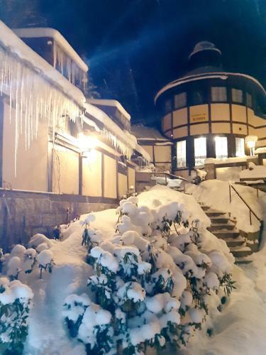 Hostal Penzion A Restaurace Belveder