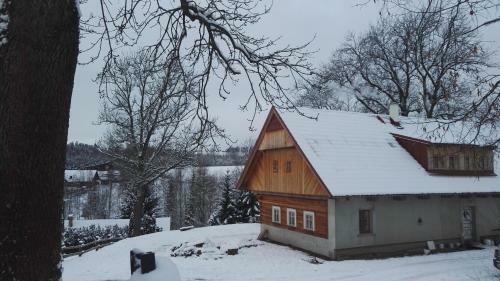 Hostal Pension Herm�na