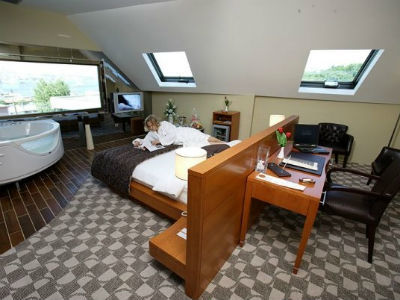 Orka Royal Hotel