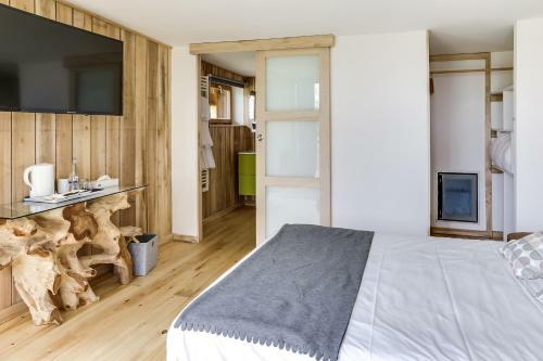 Hotel Chateau Du Bois Guy
