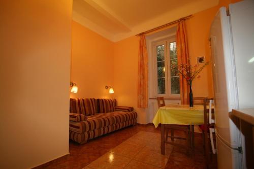 Apartment No. 2 Tr?i?t? 29