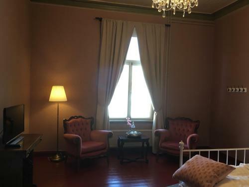 Cafe-restaurant & Hotel Saima