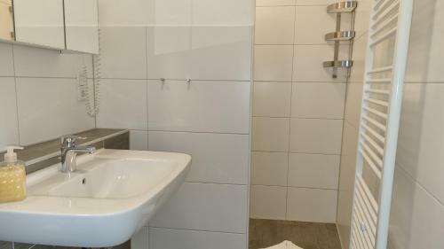 Apartamento Pension Likedeeler Doppelzimmer Mary Read