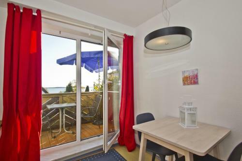 Apartamento Villa Seeschwalbe Fewo 10 Balkon, Meerblick