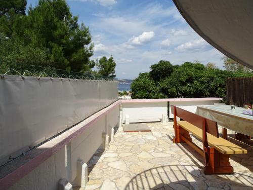 Beachfront House 5+3