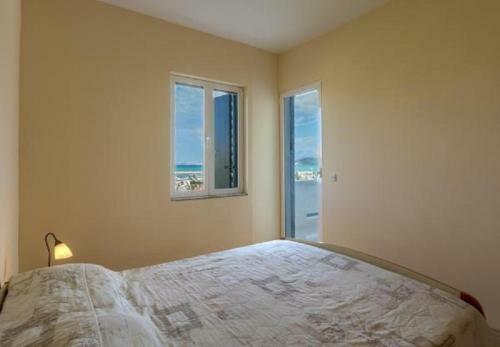 Apartments Blue Skies - 30 M From The Sea