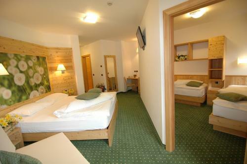 Family Hotel Adriana
