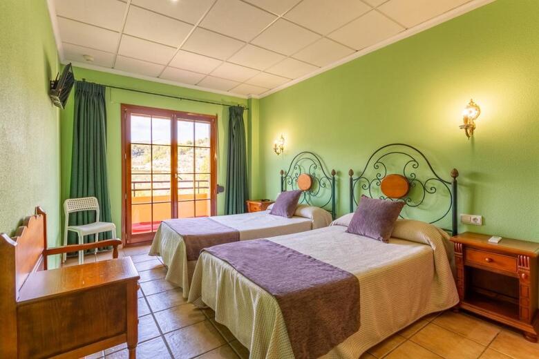 Hotel Rural Serrella