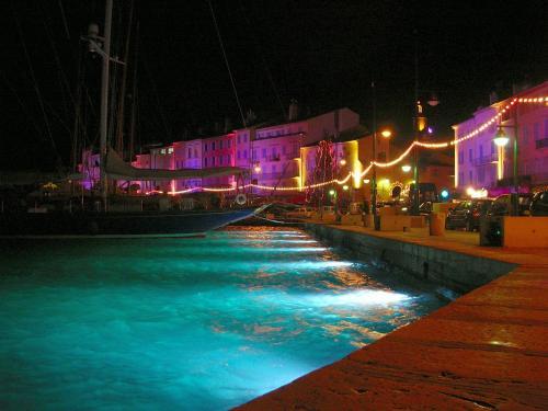 Bj Riviera
