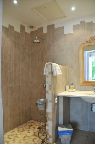 Bed & Breakfast Bastide De L'avelan
