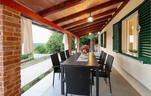Awesome Home In Lupoglav With 4 Bedrooms