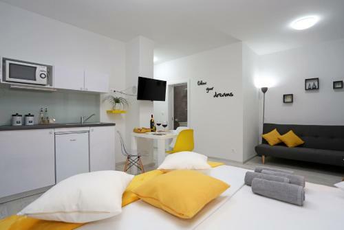 Hostal Guesthouse Villa Domenico