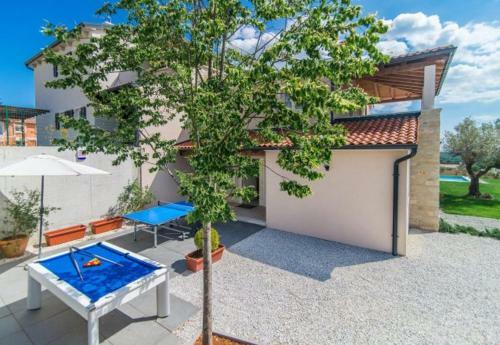 Villa Nar