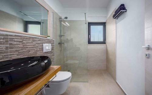 Holiday Home In Mali Vare?ki/istrien 37975