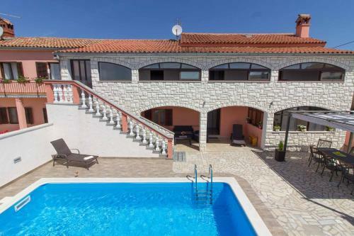 Villa Vila Dvori