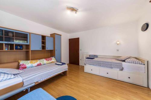 Holiday Home In Sisan/istrien 38180