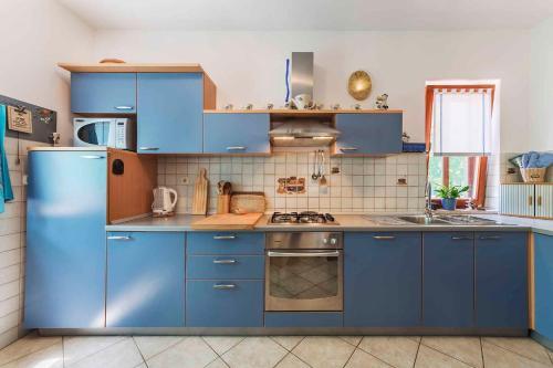 Holiday Home In Sisan/istrien 38180