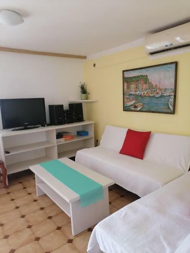 Zupan Apartments