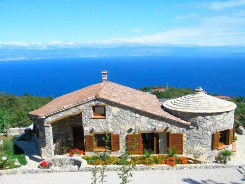 Villa Infinity