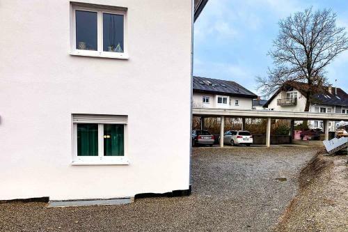 2 Zimmer Apartment Mit Balkon