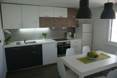 Apartment Tireli