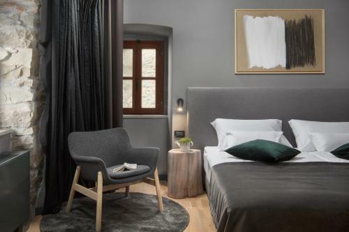 Hostal Rialto Residence