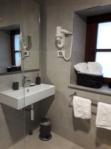 Hostal Rialto Residence