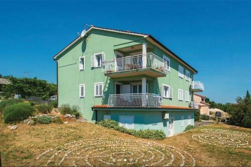 Comfortable Apartment In Barti?i