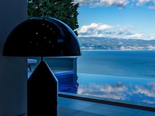 Sky Pool Villa Medveja