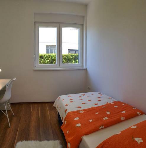 Apartments Mobine