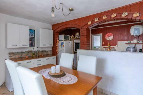 Holiday House Ruba