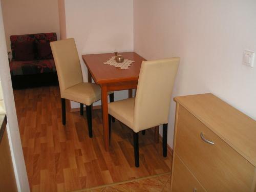 Apartments Eni