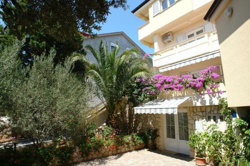 Apartments Josipa