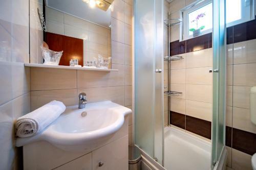Apartments Lazari?