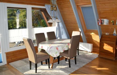 Ferienhaus Delphin, Damp