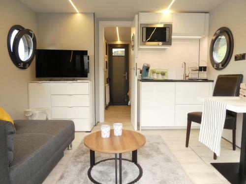 Hausboot Moselrose In P�lich