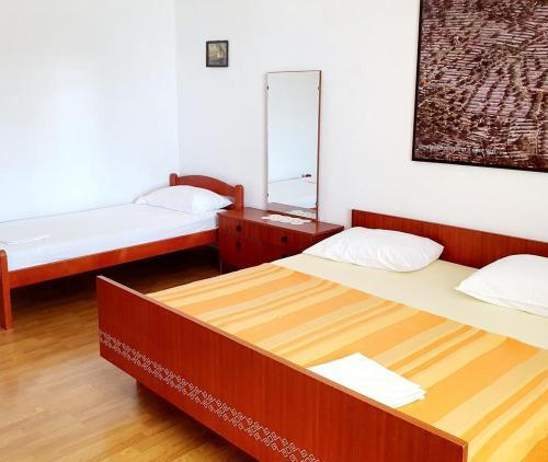 Apartments With A Parking Space Metajna, Pag - 6423