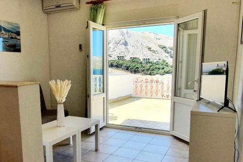 Apartments With A Parking Space Metajna, Pag - 6423