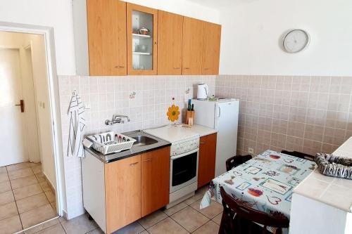 Apartments With A Parking Space Metajna, Pag - 6423