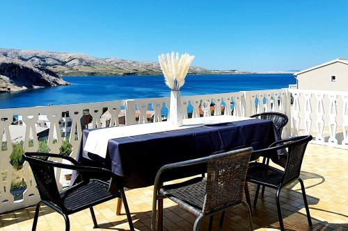 Apartments With A Parking Space Metajna, Pag - 6423